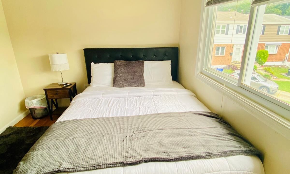 Photo of Bedroom in Laurel