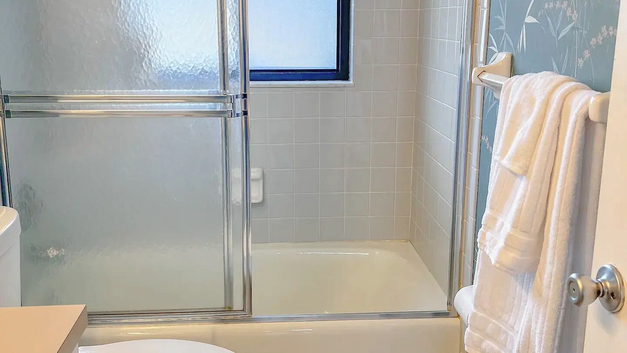 Photo of Bathroom in Southgate
