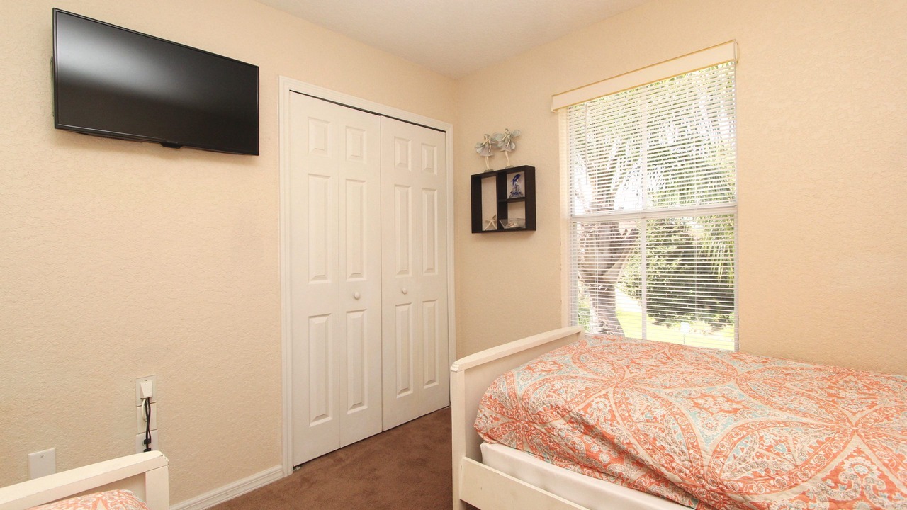 Photo of Bedroom in Regal Palms