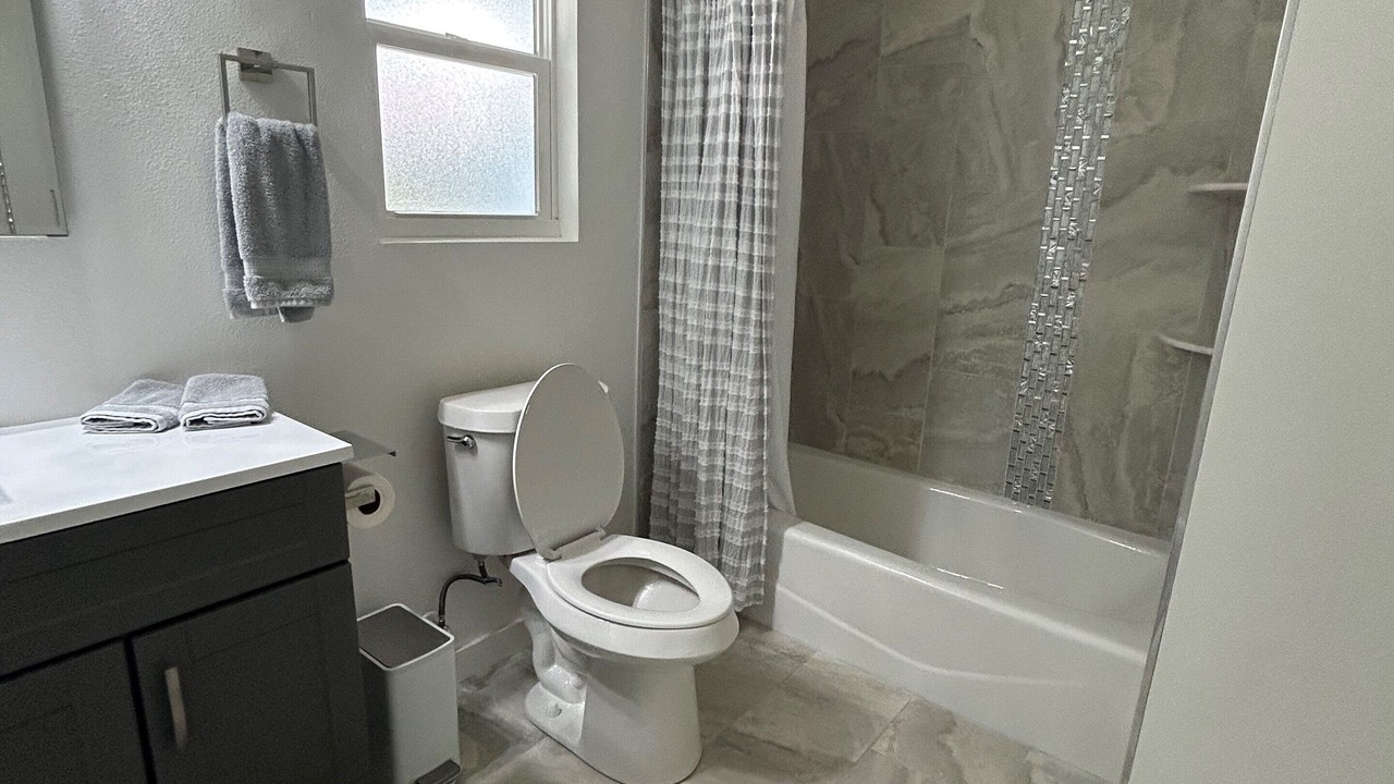 Photo of Bathroom in Ridge Wood Heights