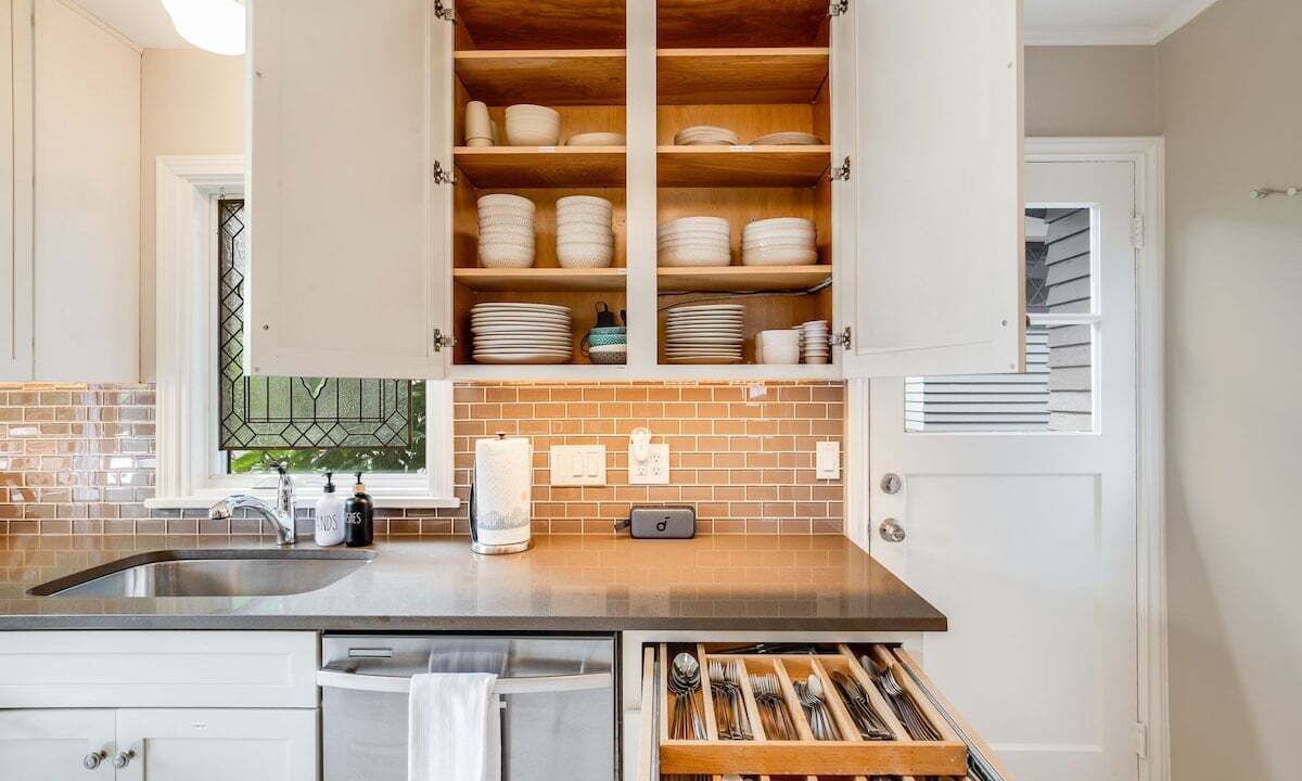 Photo of Kitchen in East Queen Anne