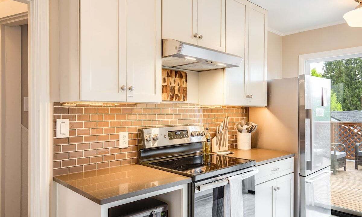 Photo of Kitchen in East Queen Anne