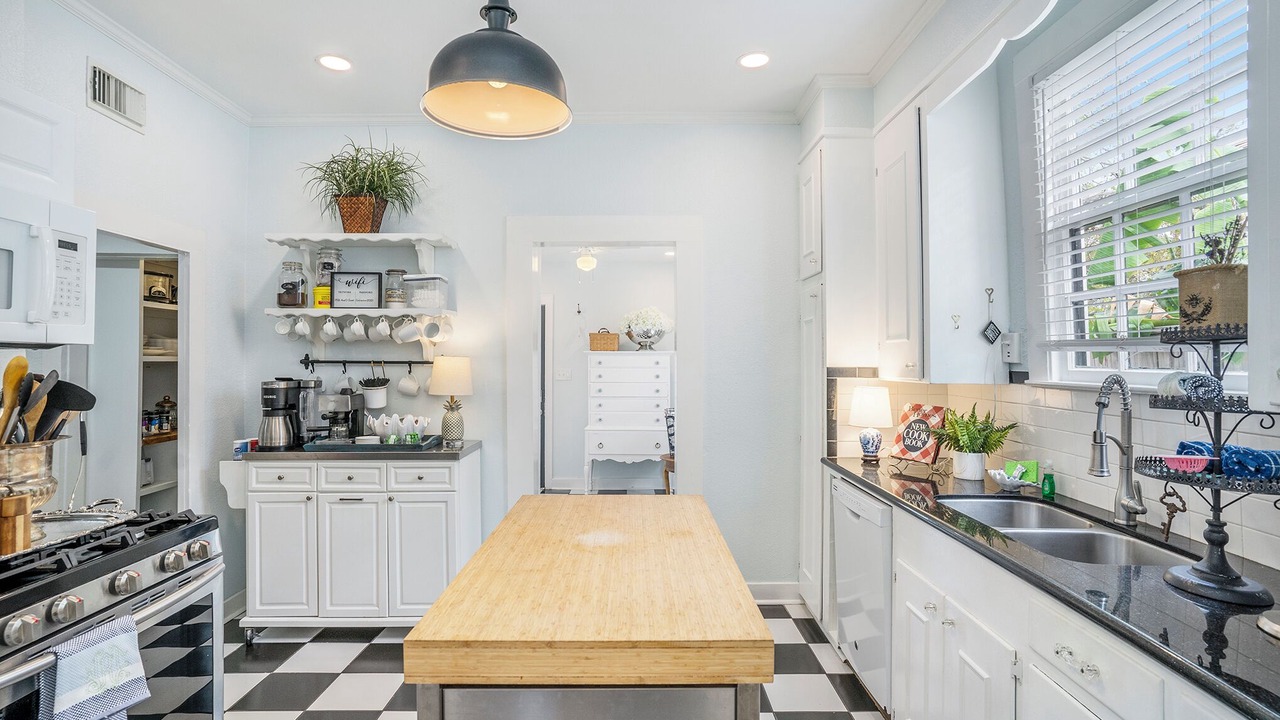 Photo of Kitchen in San Jacinto