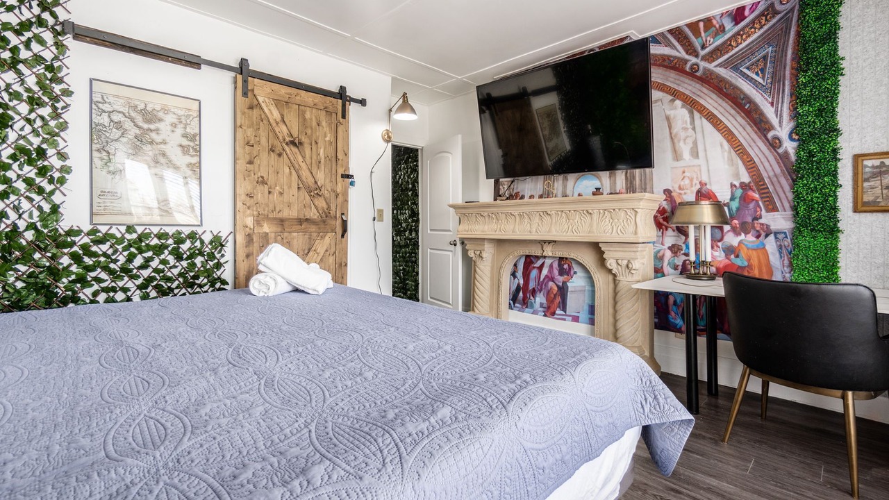 Photo of Bedroom in Old North Columbus