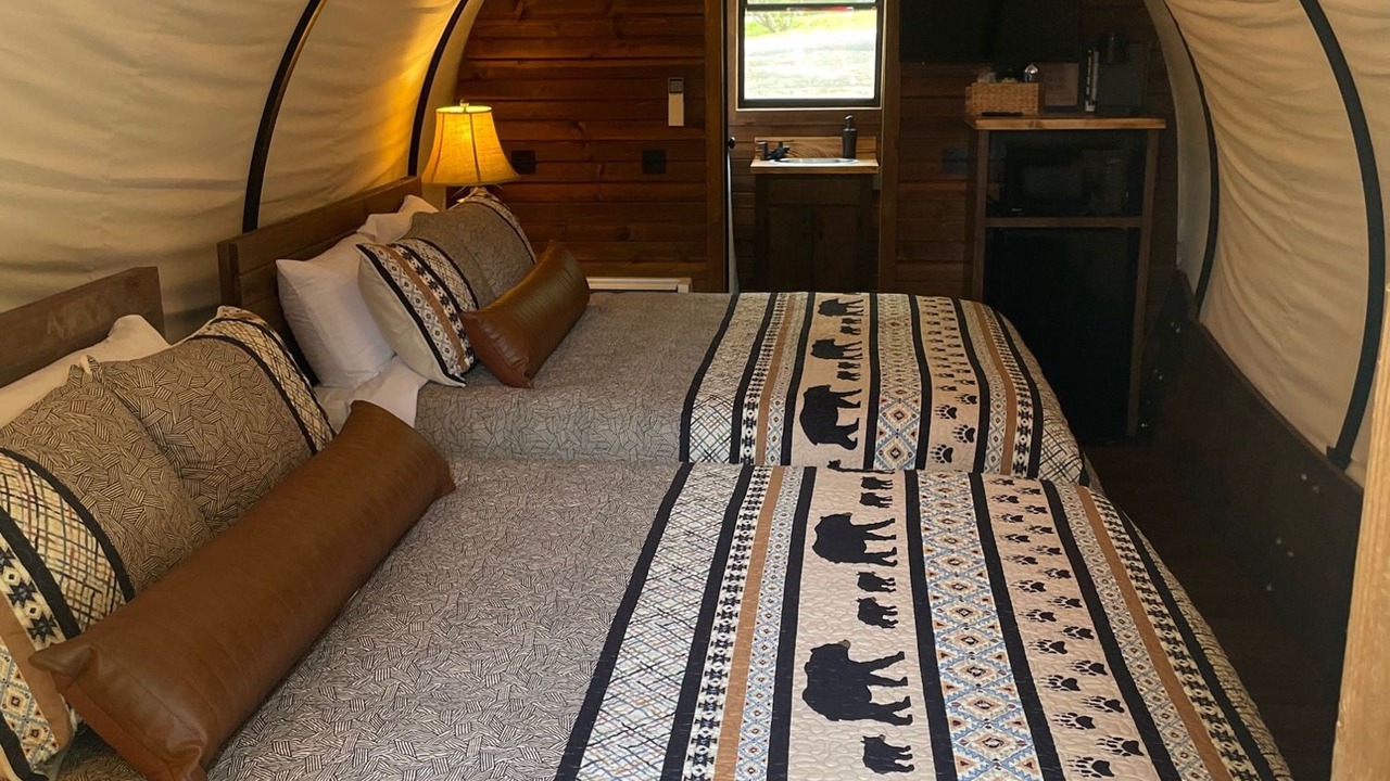 Photo of Bedroom in Branson