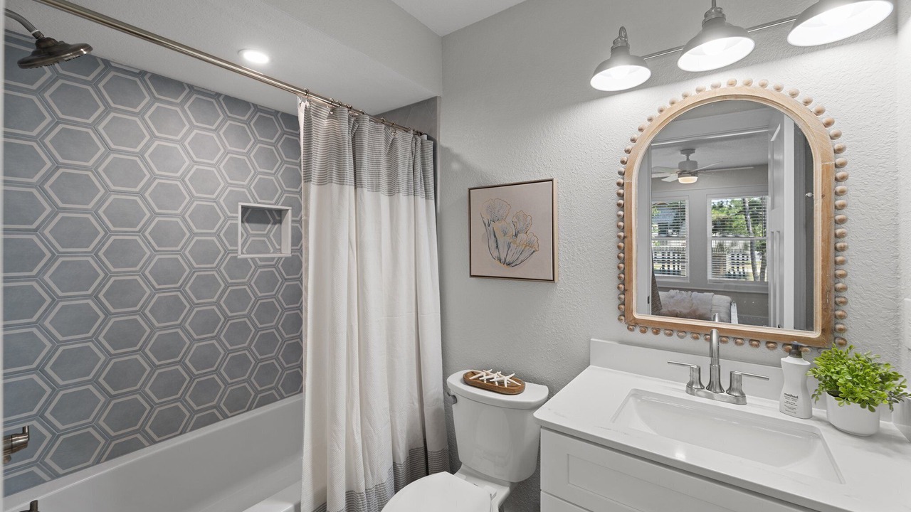 Photo of Bathroom in Nags Head