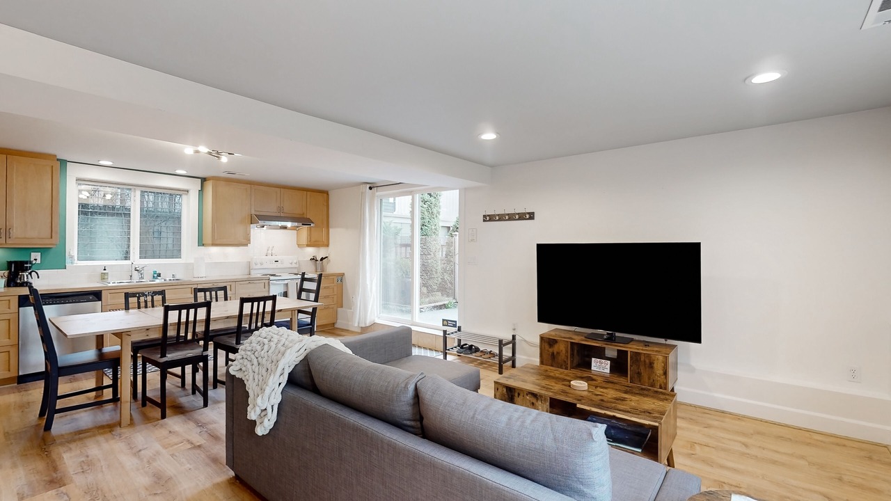 Photo of Livingroom in Green Lake