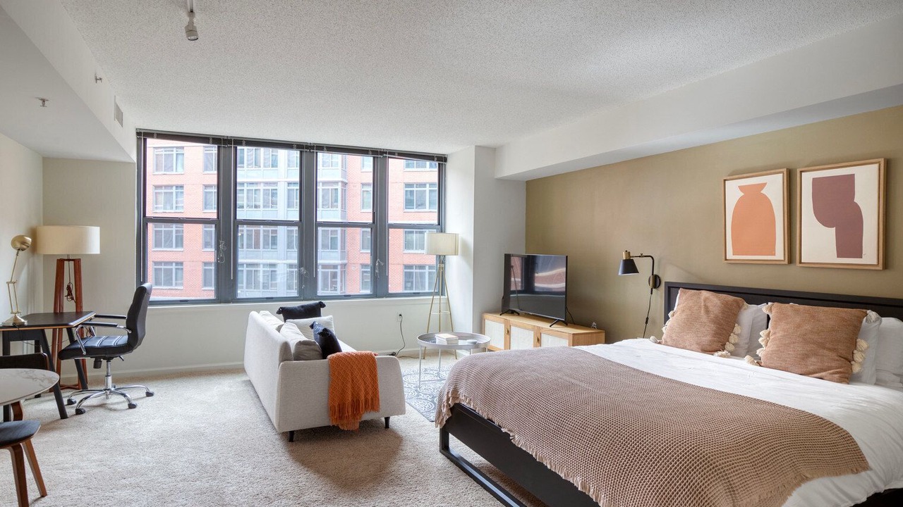 Photo of Bedroom in Navy Yard