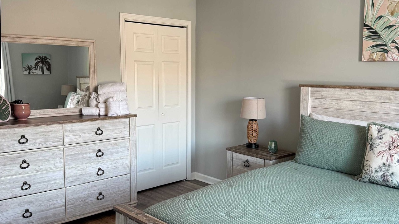 Photo of Bedroom in Carolina Yacht Landing