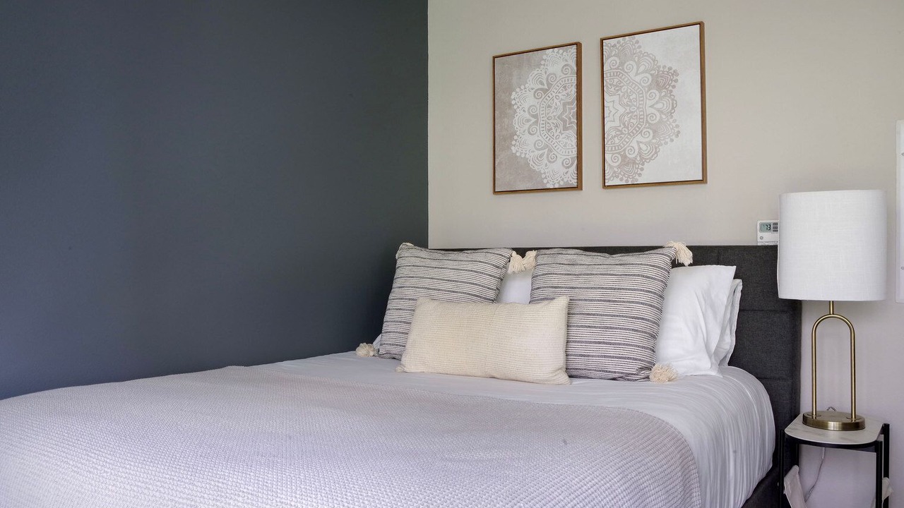 Photo of Bedroom in West Bellevue