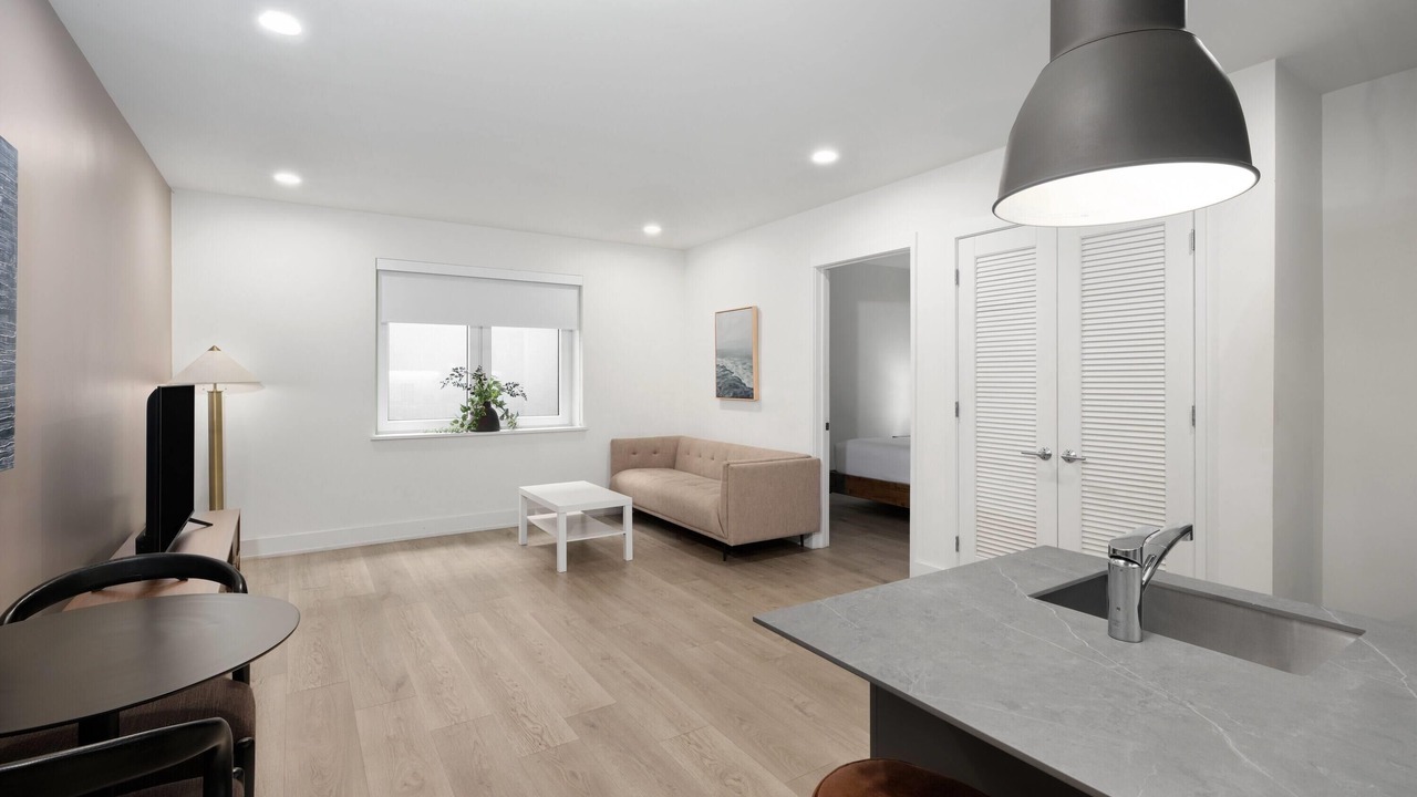 Photo of Bedroom in Truxton Circle