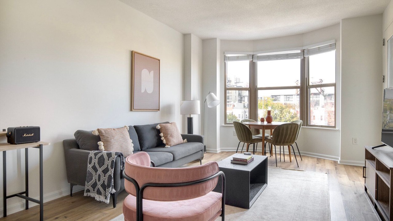 Photo of Livingroom in Cardozo