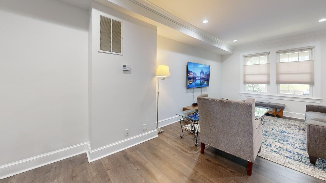 Photo of Livingroom in Brightwood Park