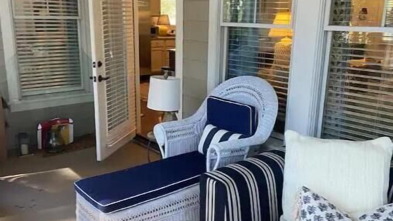 Photo of Livingroom in Reynolds Landing
