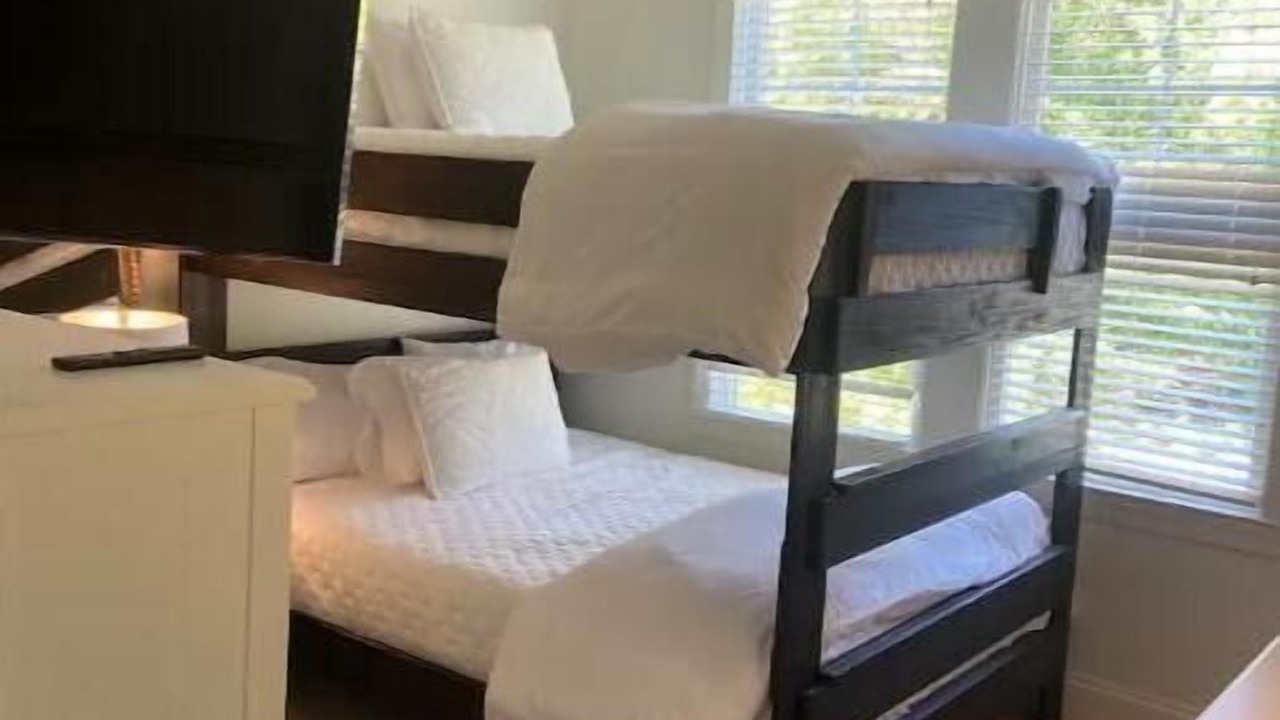Photo of Bedroom in Reynolds Landing