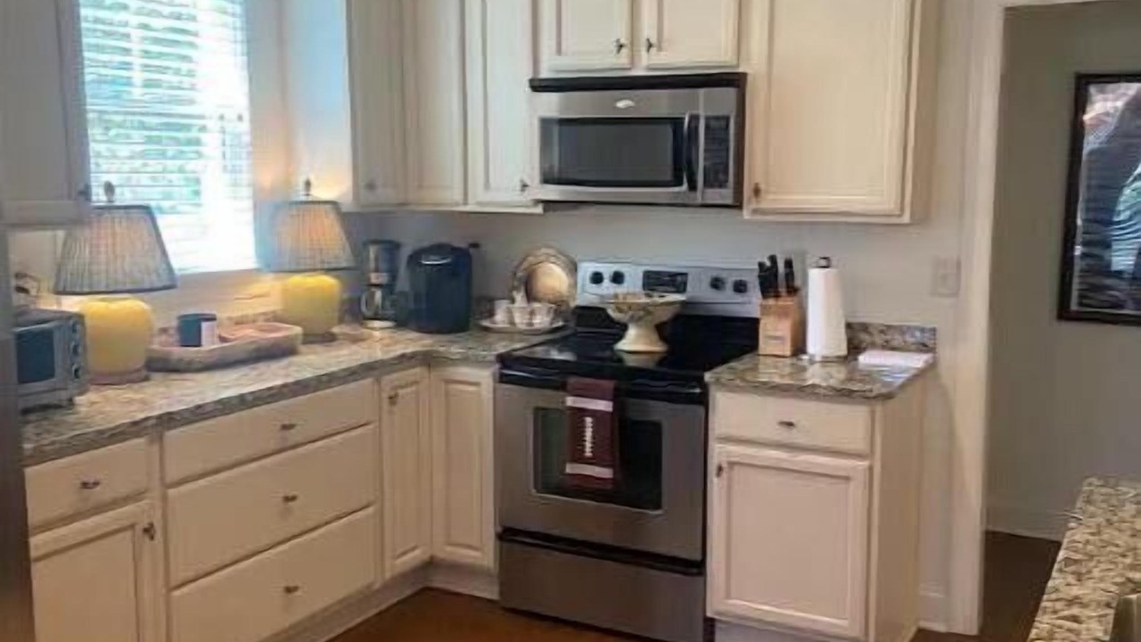 Photo of Kitchen in Reynolds Landing