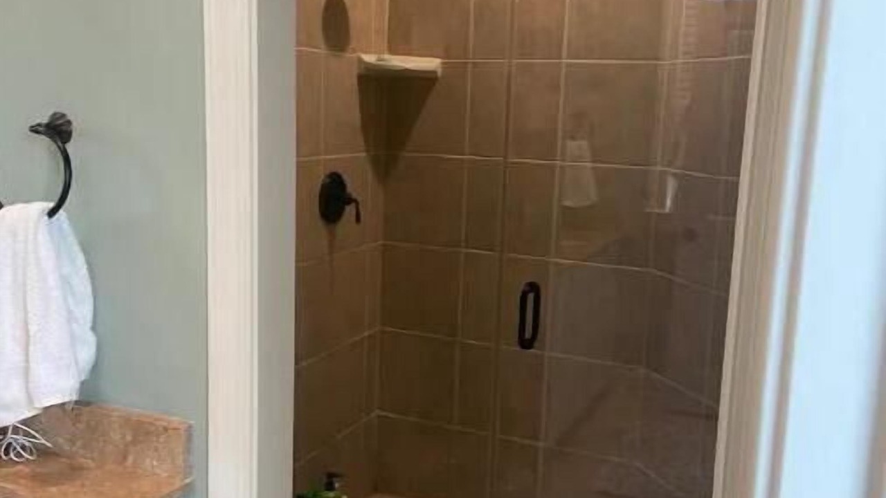 Photo of Bathroom in Reynolds Landing