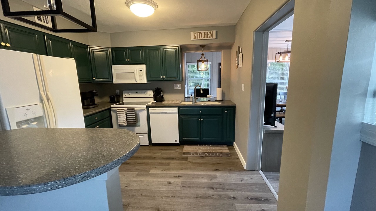 Photo of Kitchen in Gulf Gate Estates
