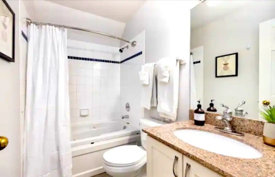 Photo of Bathroom in Craigleith