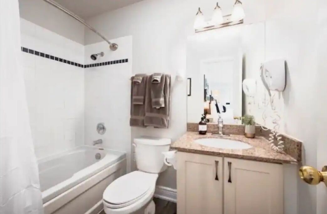 Photo of Bathroom in Craigleith