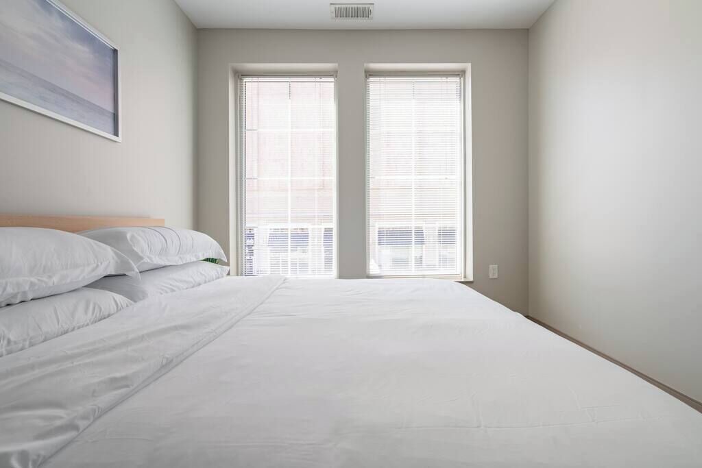 Photo of Bedroom in Uptown District