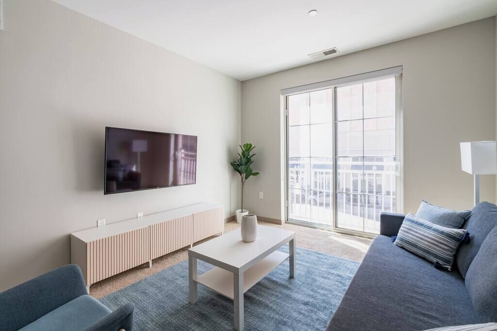 Photo of Livingroom in Uptown District