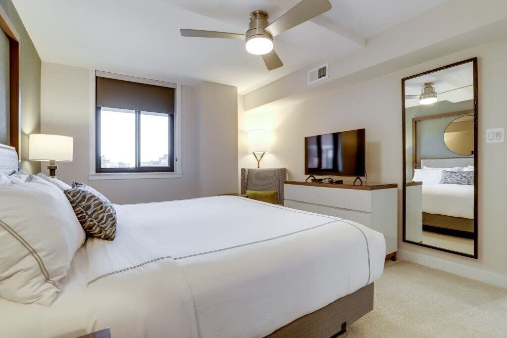Photo of Bedroom in Court House