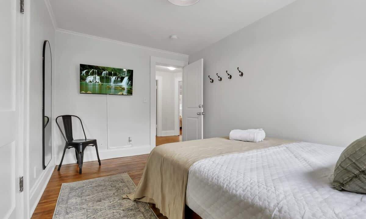 Photo of Bedroom in Clintonville