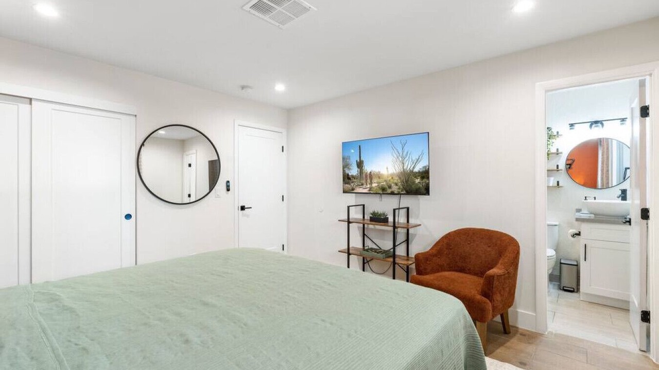 Photo of Bedroom in Swiss Manor