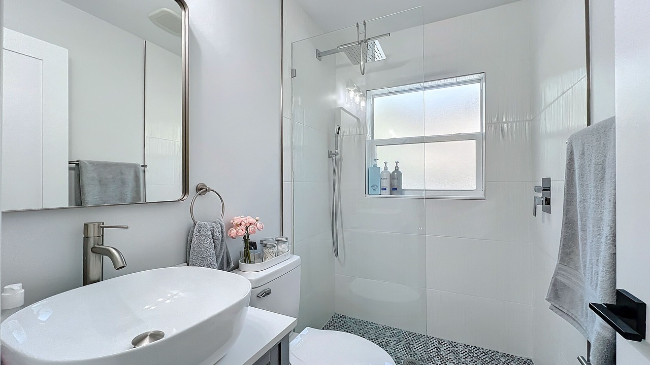 Photo of Bathroom in Laurel Park