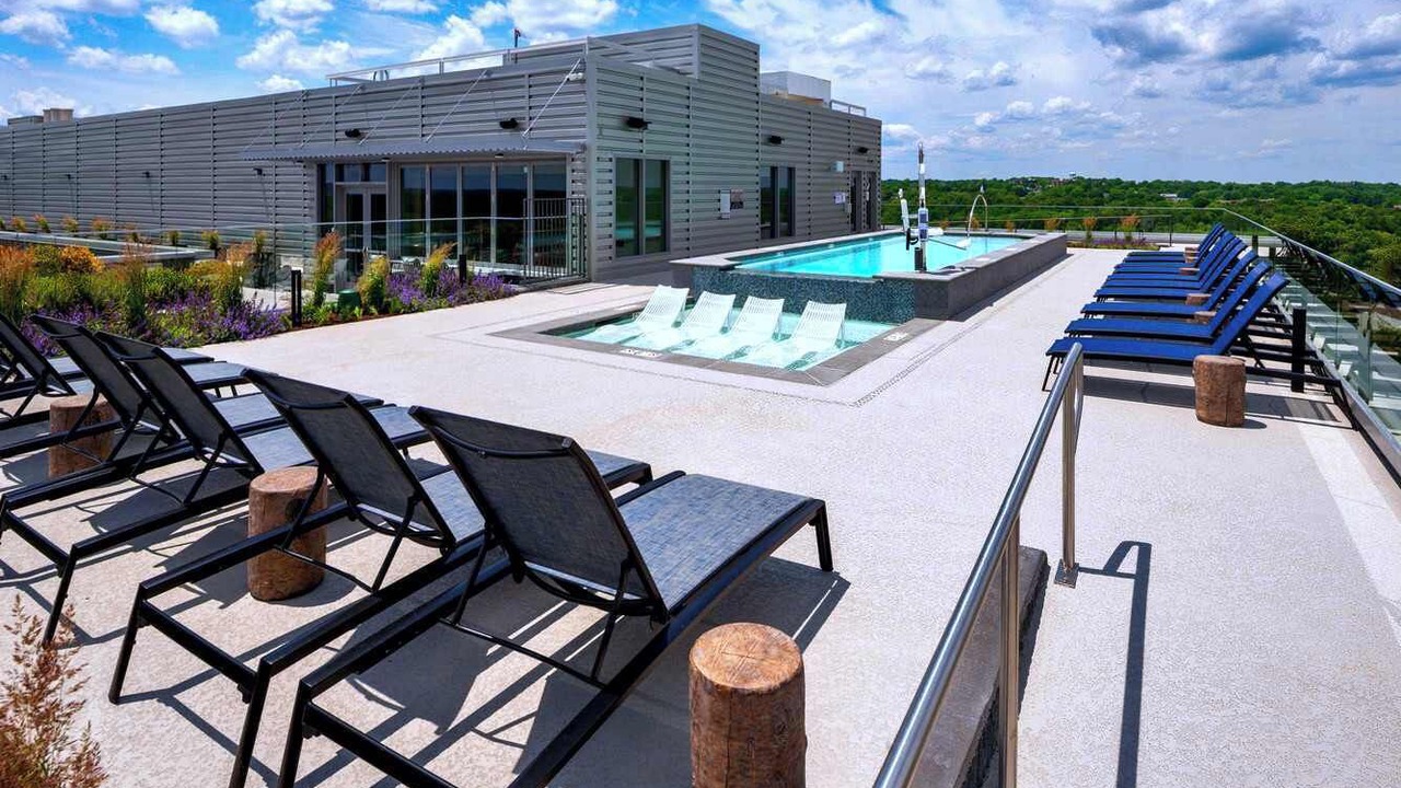 Photo of Outdoor in Clarendon