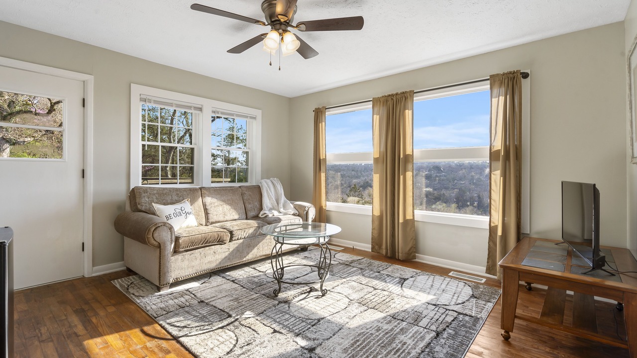 Photo of Livingroom in Branson