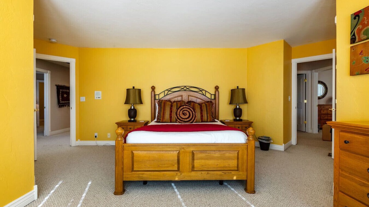 Photo of Bedroom in North Snyderville Basin