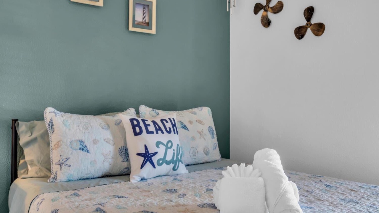 Photo of Bedroom in Whitney Beach