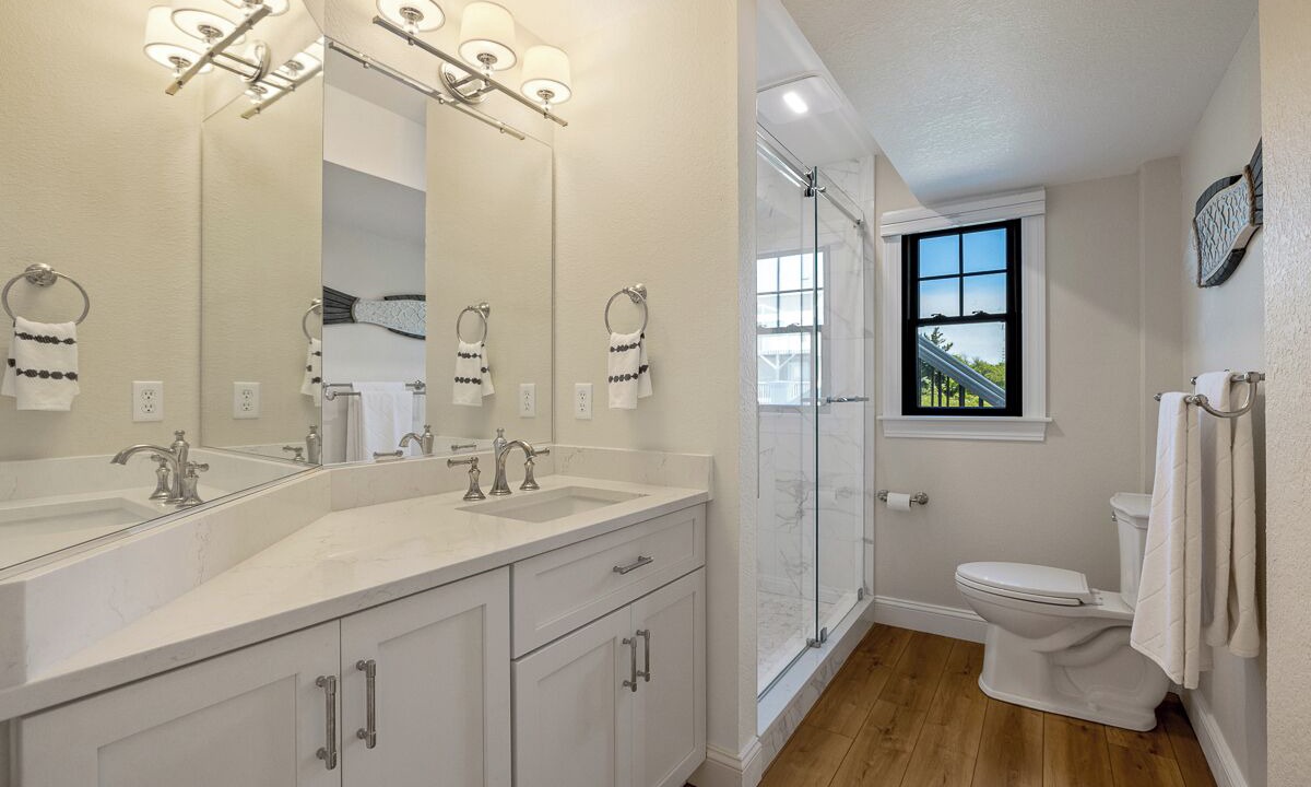 Photo of Bathroom in Carolina Dunes
