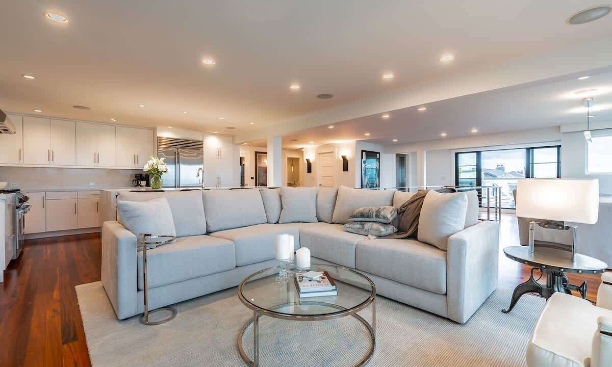 Photo of Livingroom in Queen Anne