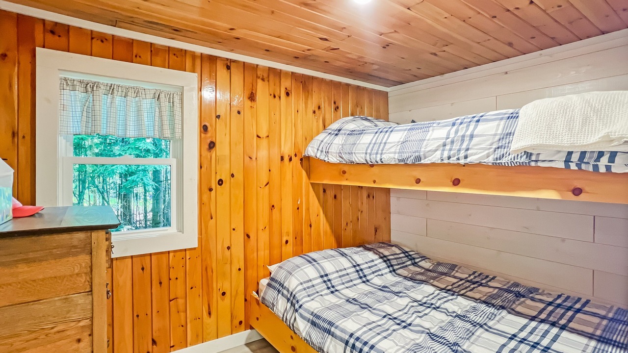 Photo of Bedroom in Northeast Somerset