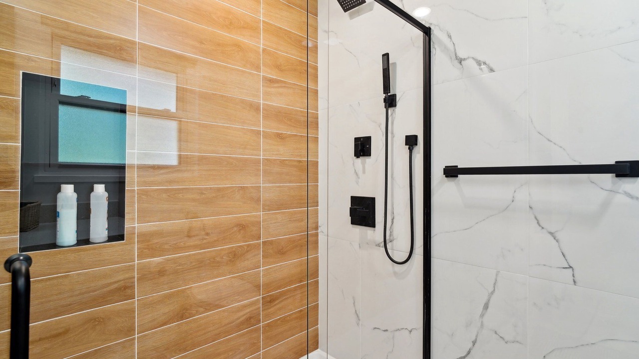 Photo of Bathroom in White Center
