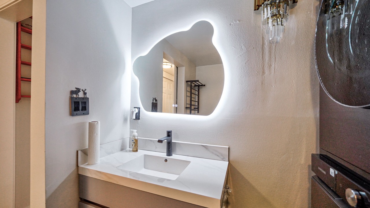 Photo of Bathroom in Gravenhurst