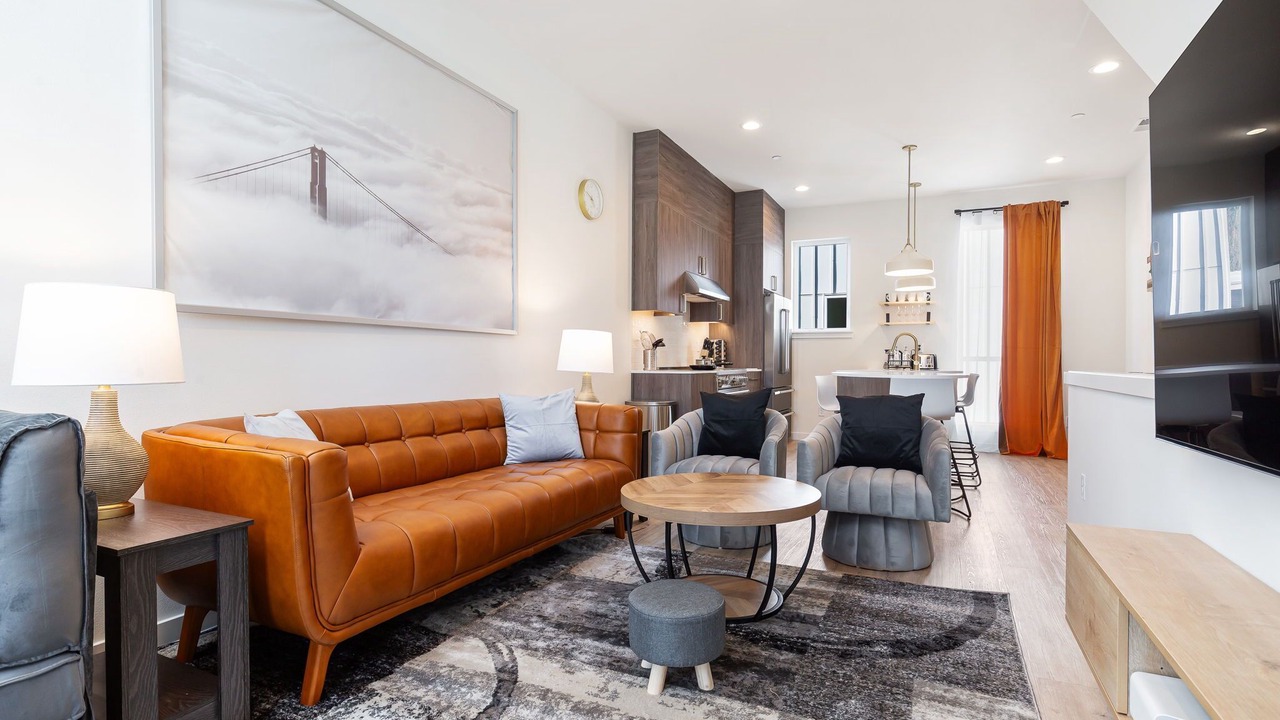 Photo of Livingroom in Broadway