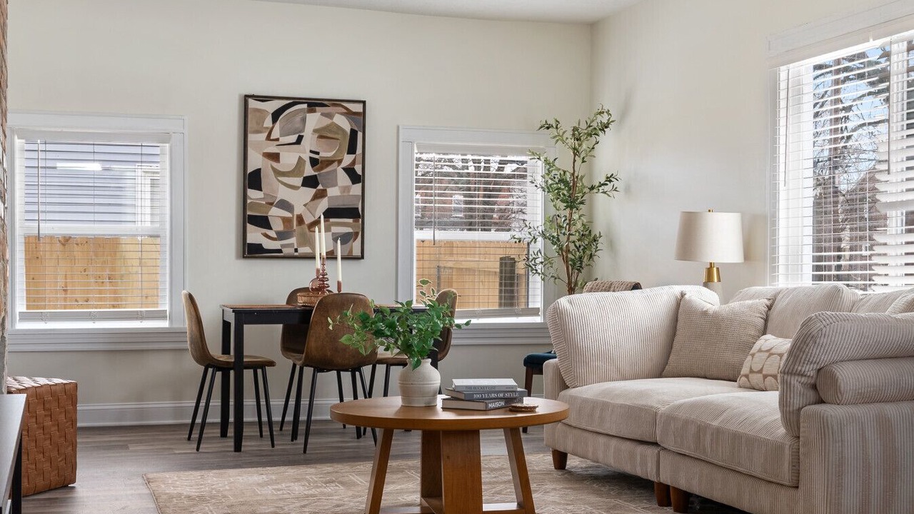 Photo of Livingroom in Weinland Park