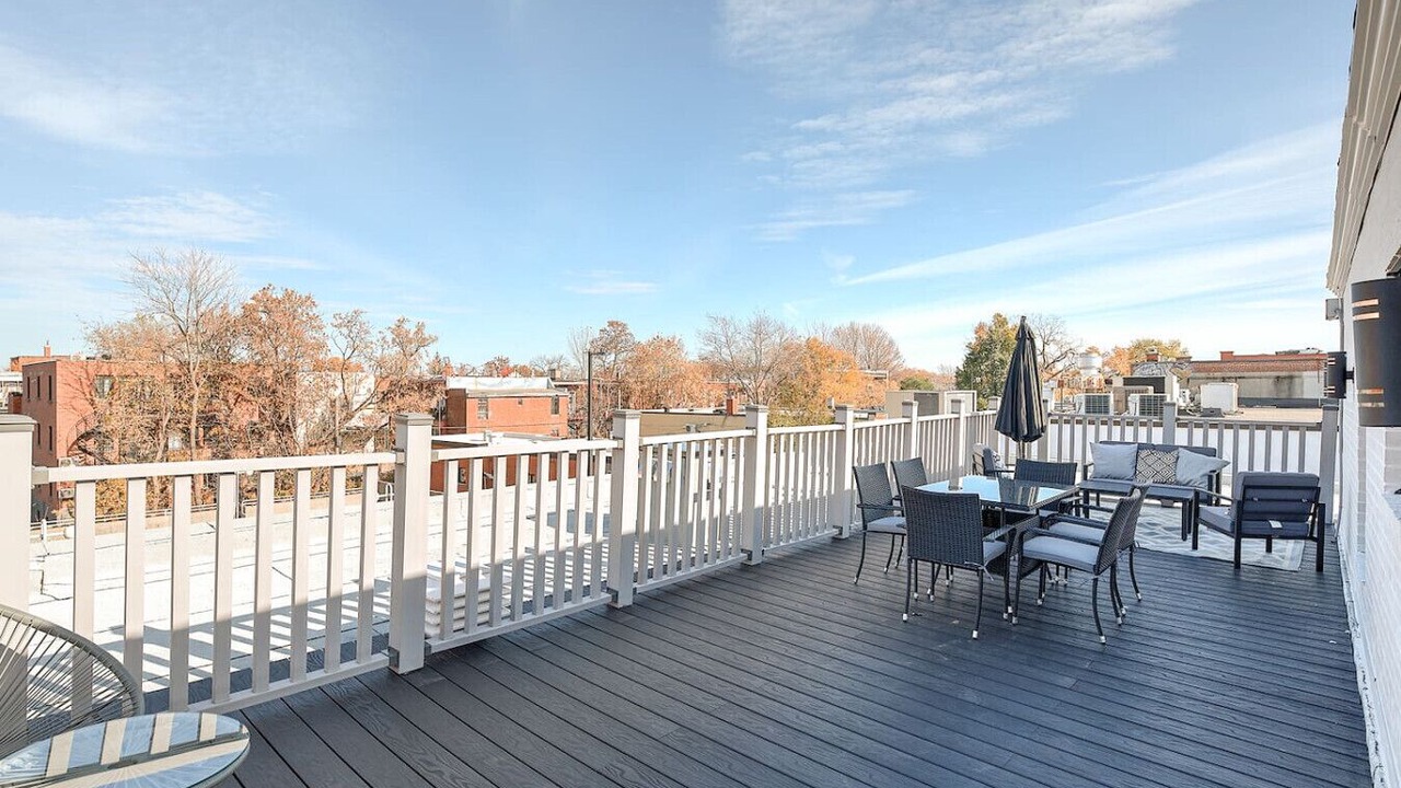 Photo of Outdoor in La Petite-Patrie