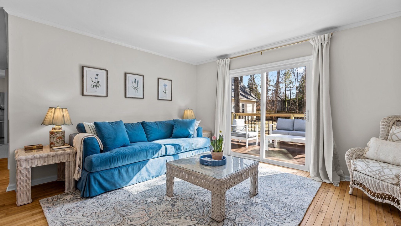 Photo of Livingroom in Cary