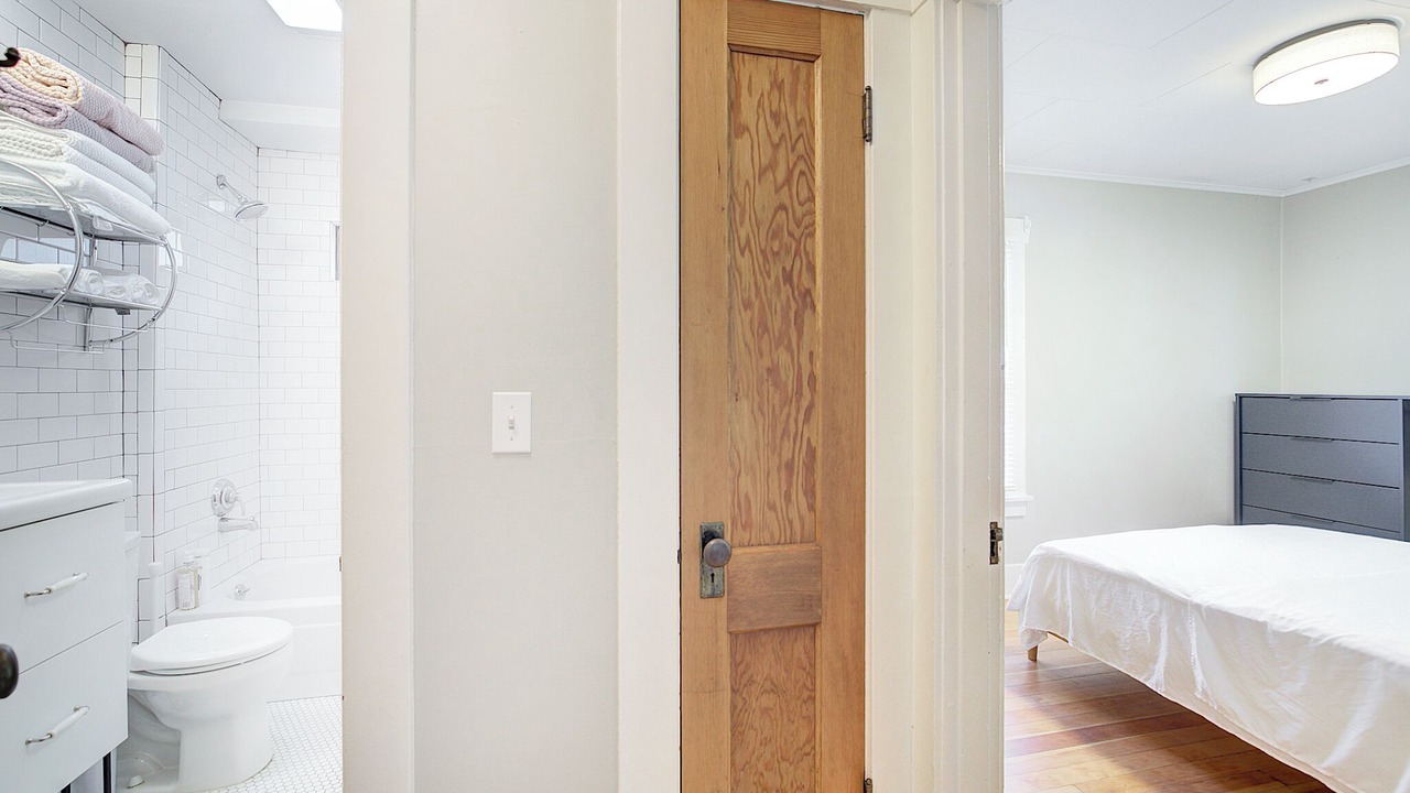 Photo of Bathroom in Minor