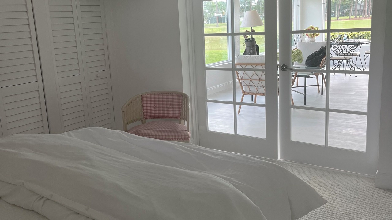 Photo of Bedroom in Trailer Estates