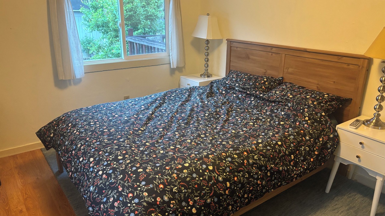 Photo of Bedroom in Guerneville