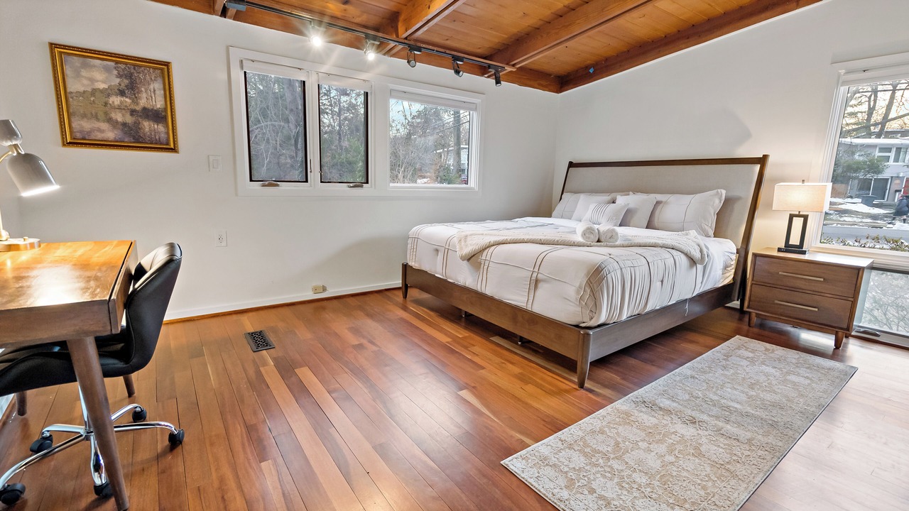 Photo of Bedroom in West Falls Church