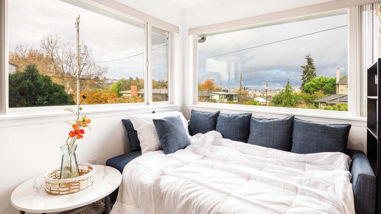 Photo of Bedroom in North Beacon Hill