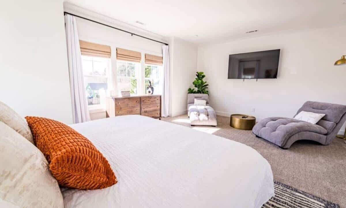 Photo of Bedroom in Apex