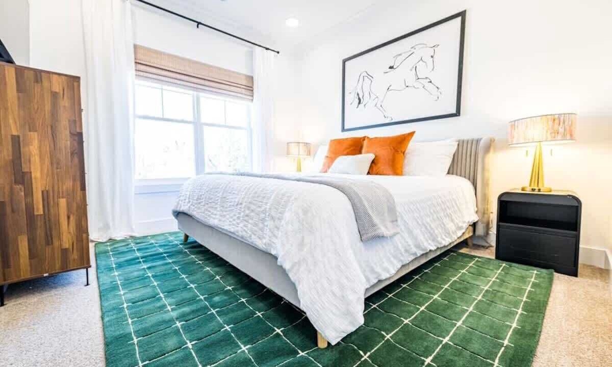 Photo of Bedroom in Apex